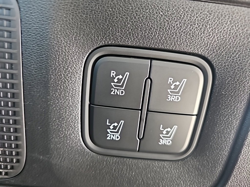 New 2026 Hyundai Ioniq 9 Limited image 49