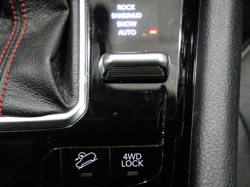 Used 2024 Jeep Compass Trailhawk AWD/4WD image 21