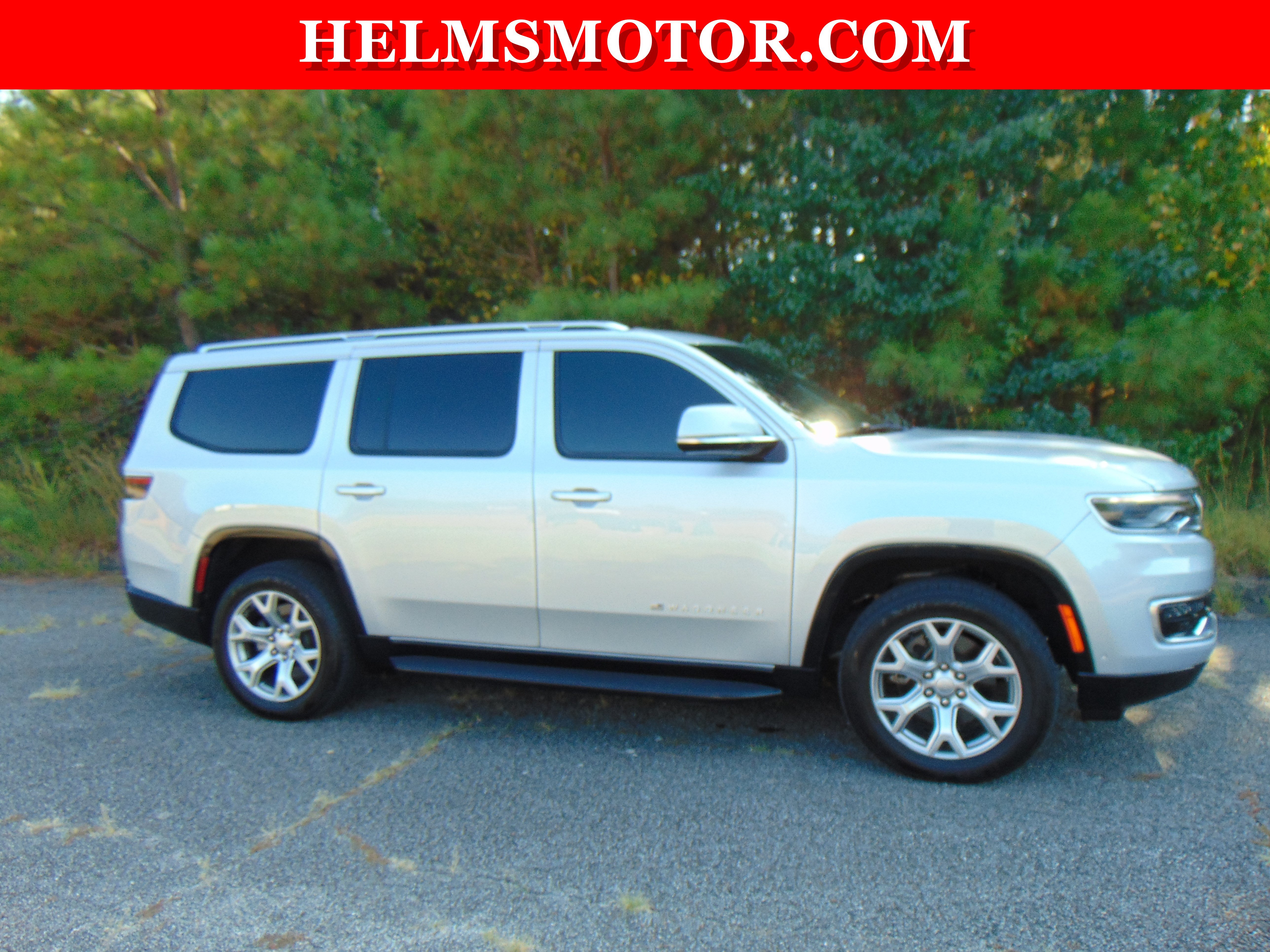 Used 2022 Jeep Wagoneer Series II AWD/4WD image 10