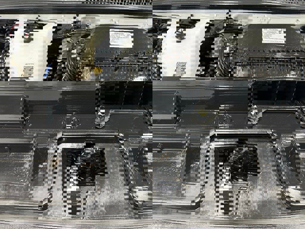 Used 2022 Chevrolet Express 3500 w/ Power Convenience Package image 49