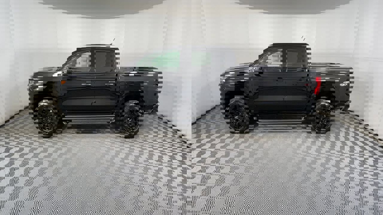 New 2025 Chevrolet Colorado W/T w/ WT Custom Package image 64