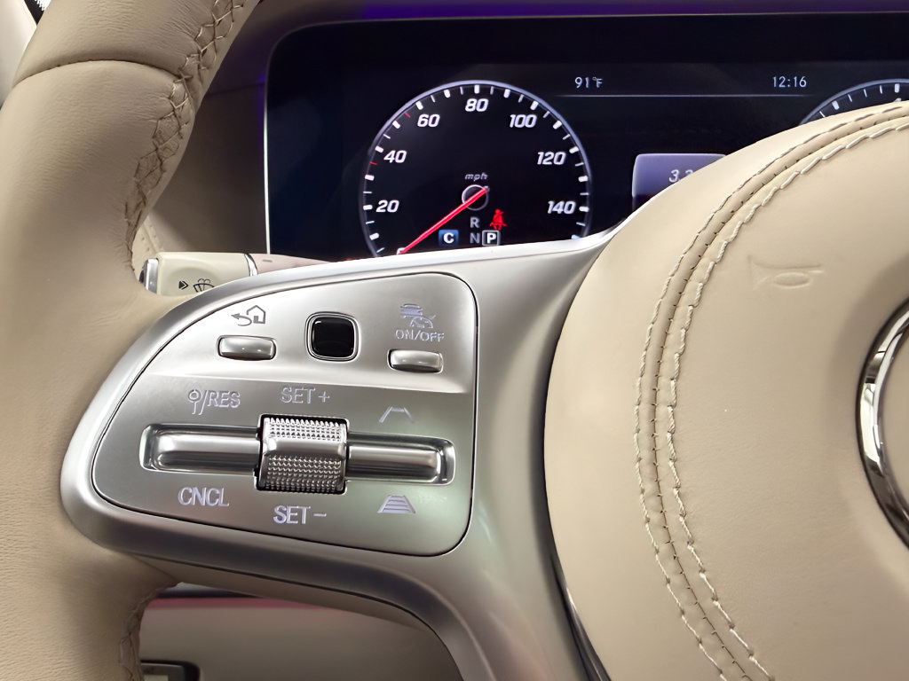 Used 2019 Mercedes-Benz S 560 Sedan image 18