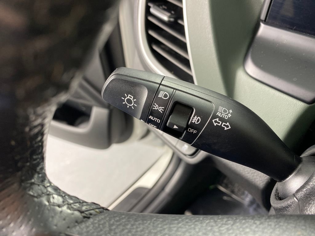 Used 2024 Kia Seltos SX w/ SX Sunroof Package image 18