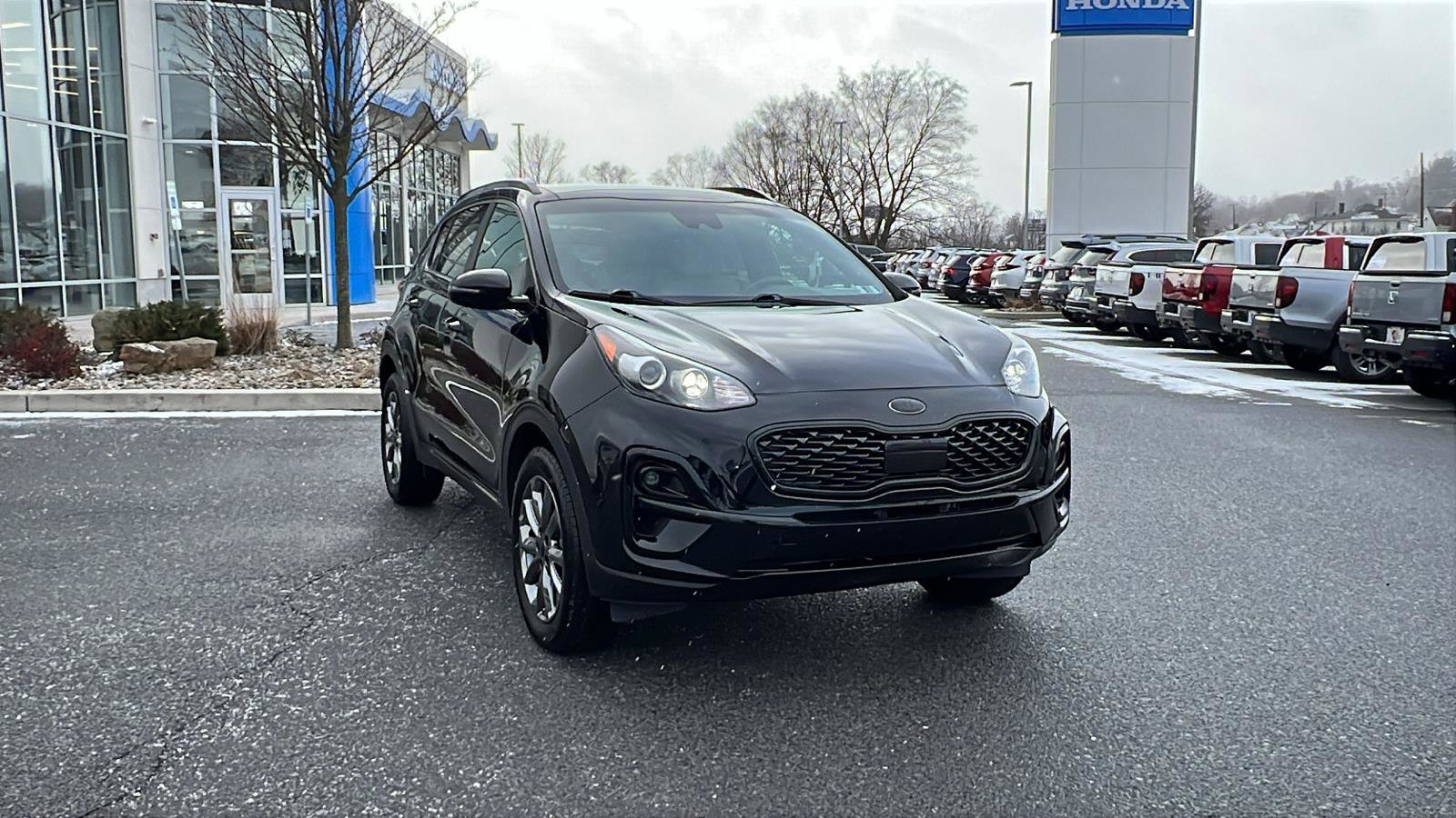 Used 2021 Kia Sportage S w/ S AWD Premium Package