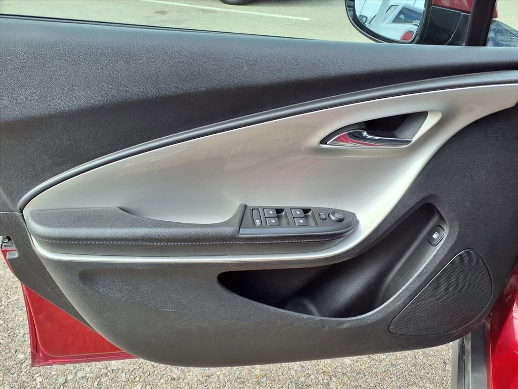 Used 2014 Chevrolet Volt w/ Enhanced Safety Package 1 image 14