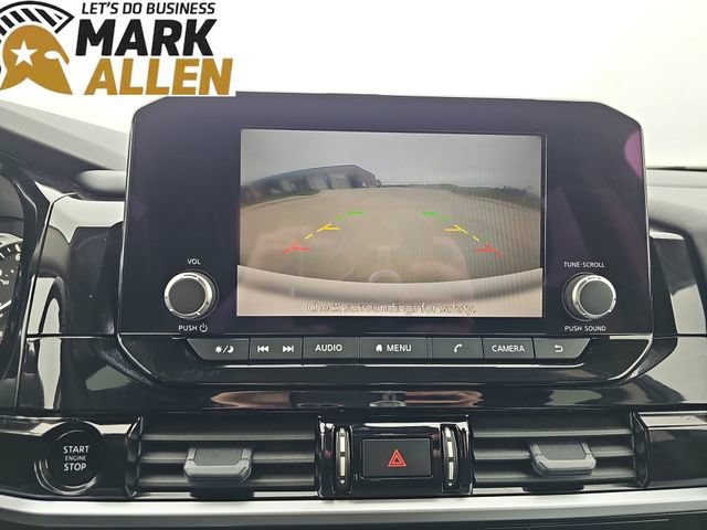 Used 2025 Nissan Pathfinder SV FWD image 14