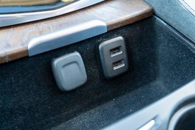 Used 2019 Cadillac Escalade Luxury image 37