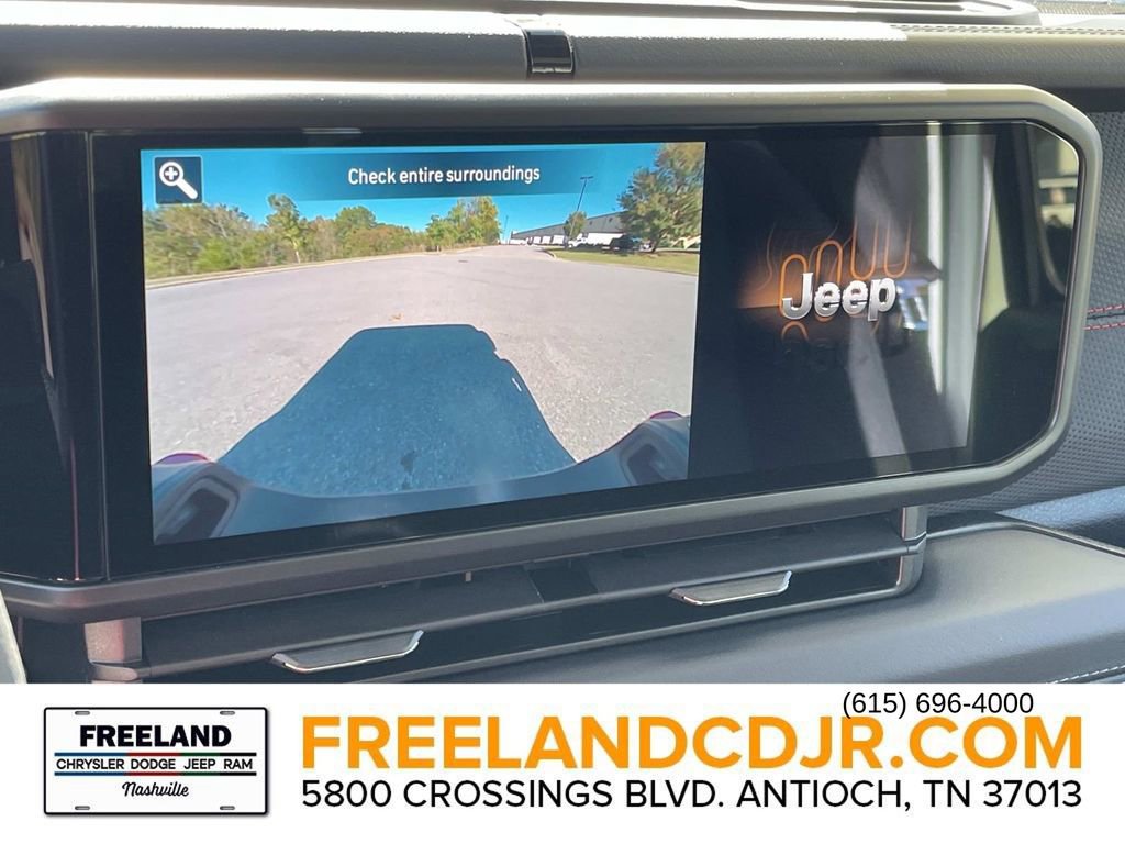 New 2025 Jeep Gladiator Rubicon w/ Convenience Group image 19