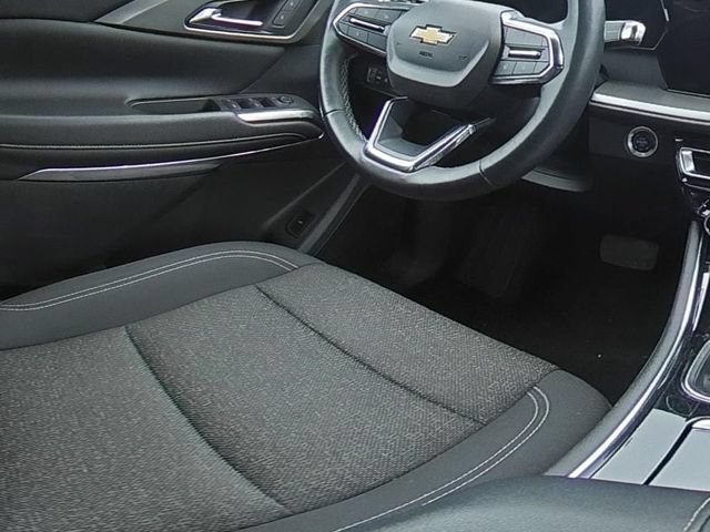 Used 2024 Chevrolet Traverse LT FWD image 20