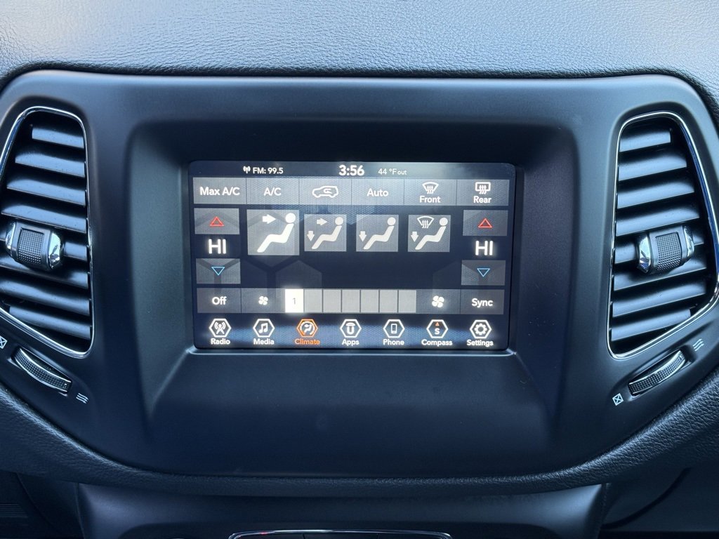 Used 2019 Jeep Compass Latitude w/ Popular Equipment Group image 33