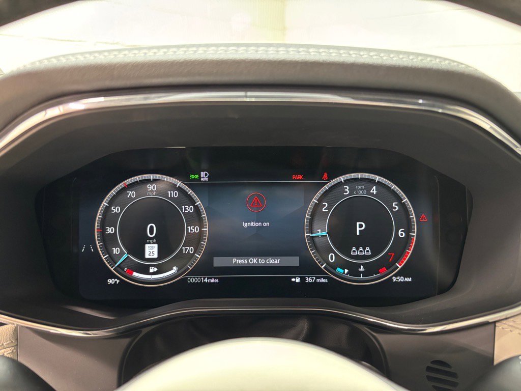 New 2026 Jaguar F-PACE R-Dynamic S image 17