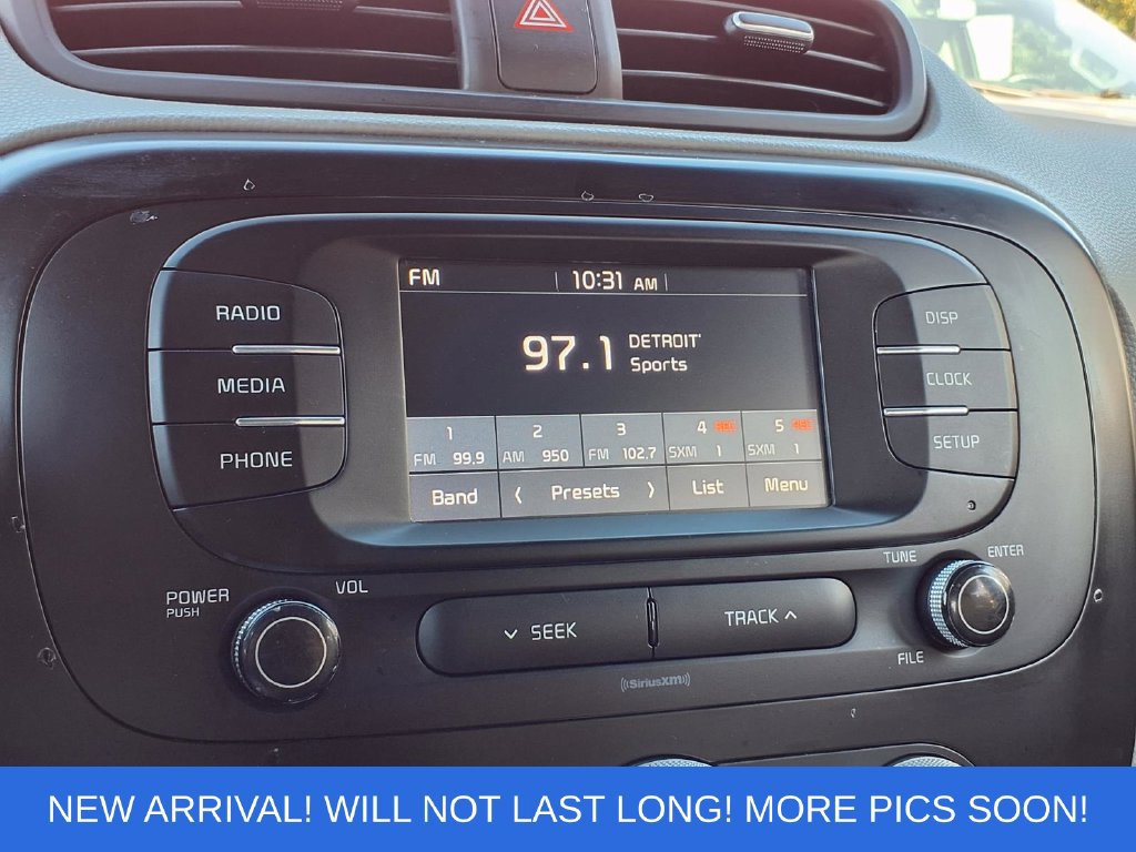 Used 2019 Kia Soul FWD image 16
