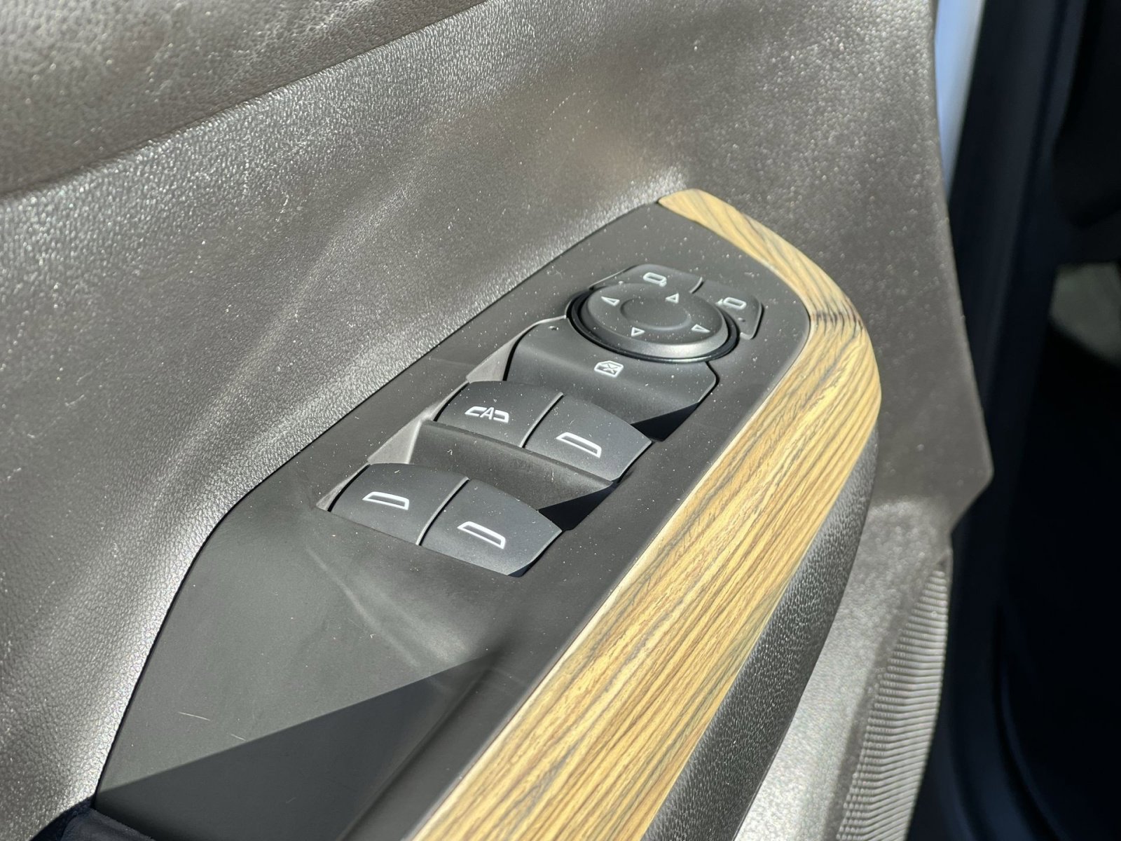 Used 2019 GMC Acadia Denali w/ Technology Package image 16