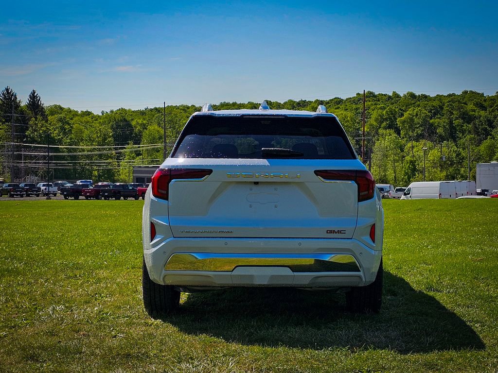 New 2026 GMC Terrain Denali AWD/4WD image 4