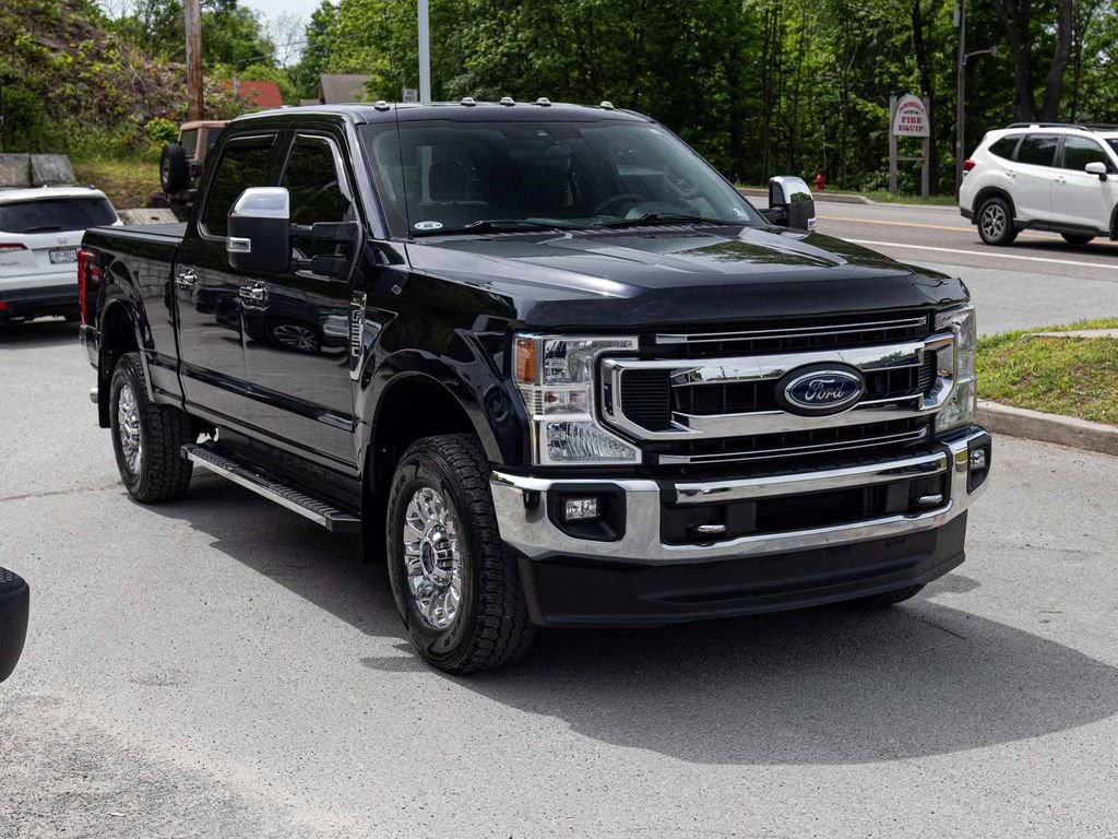 Used 2021 Ford F250 XLT w/ XLT Premium Package AWD/4WD image 3