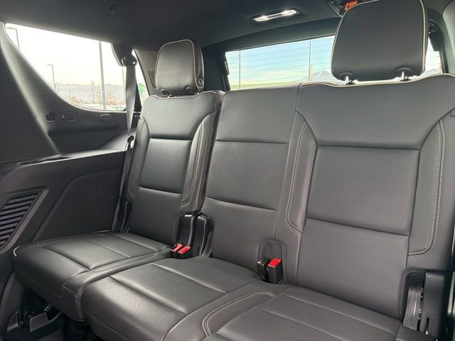 Used 2024 GMC Yukon SLT AWD/4WD image 21