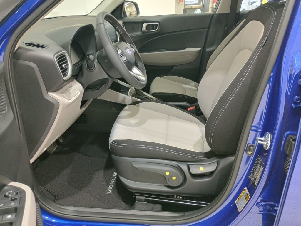 New 2026 Hyundai Venue SEL image 12
