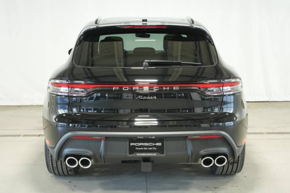 New 2026 Porsche Macan AWD/4WD image 12