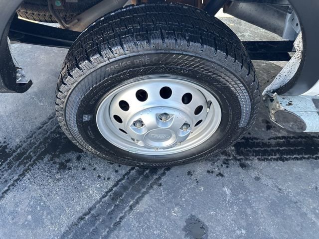 Used 2023 Ford Transit 250 Low Roof AWD w/ Exterior Upgrade Package image 18