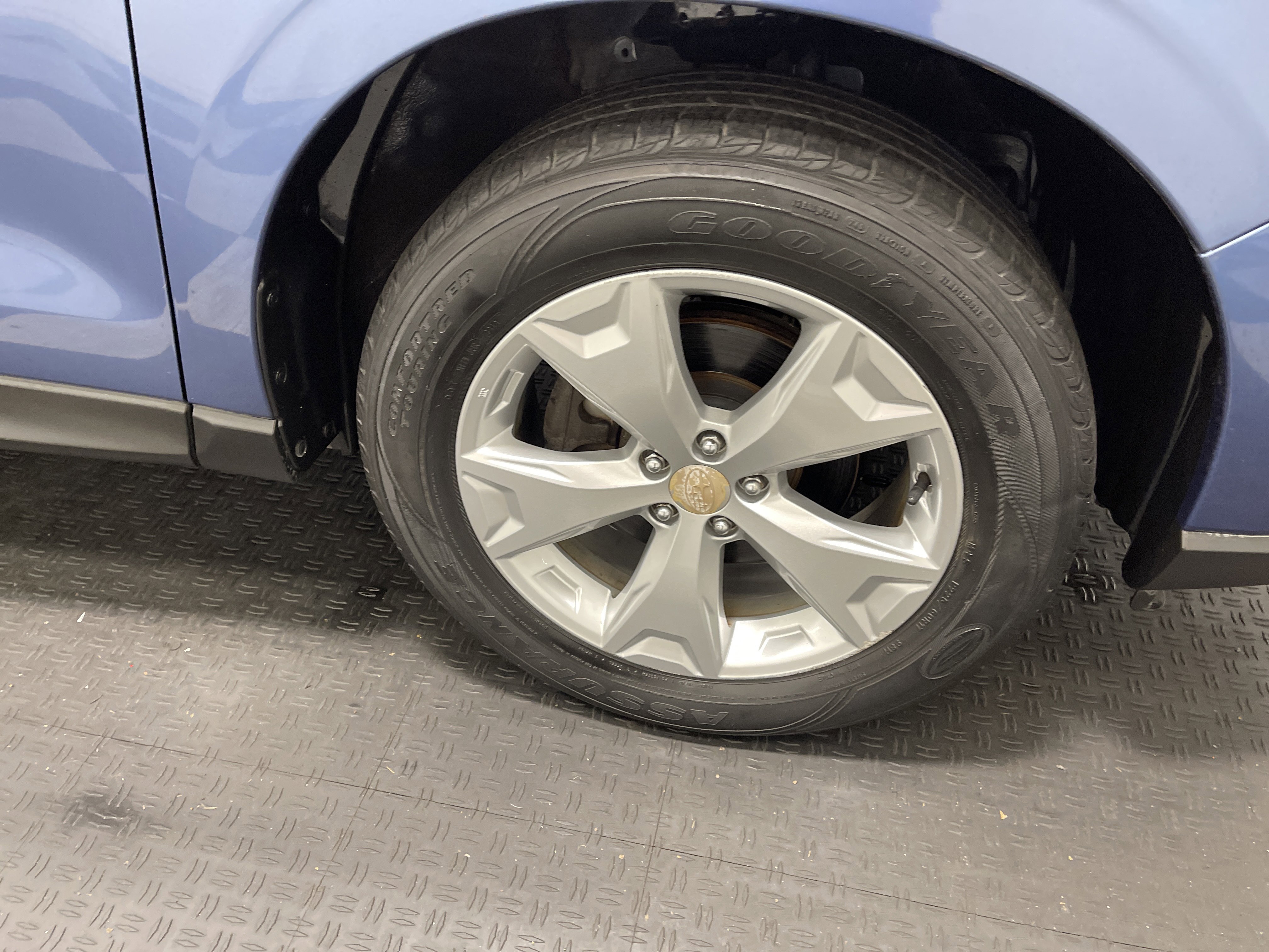 Used 2015 Subaru Forester 2.5i Premium w/ All-Weather Package image 29