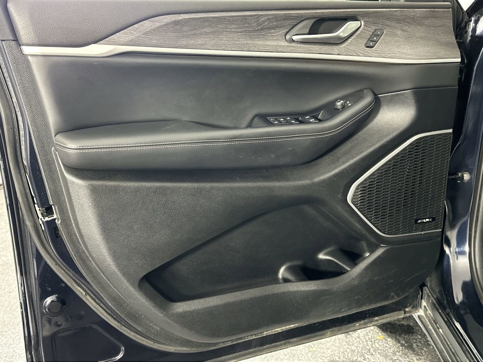 Used 2024 Jeep Grand Cherokee Limited 4xe image 29