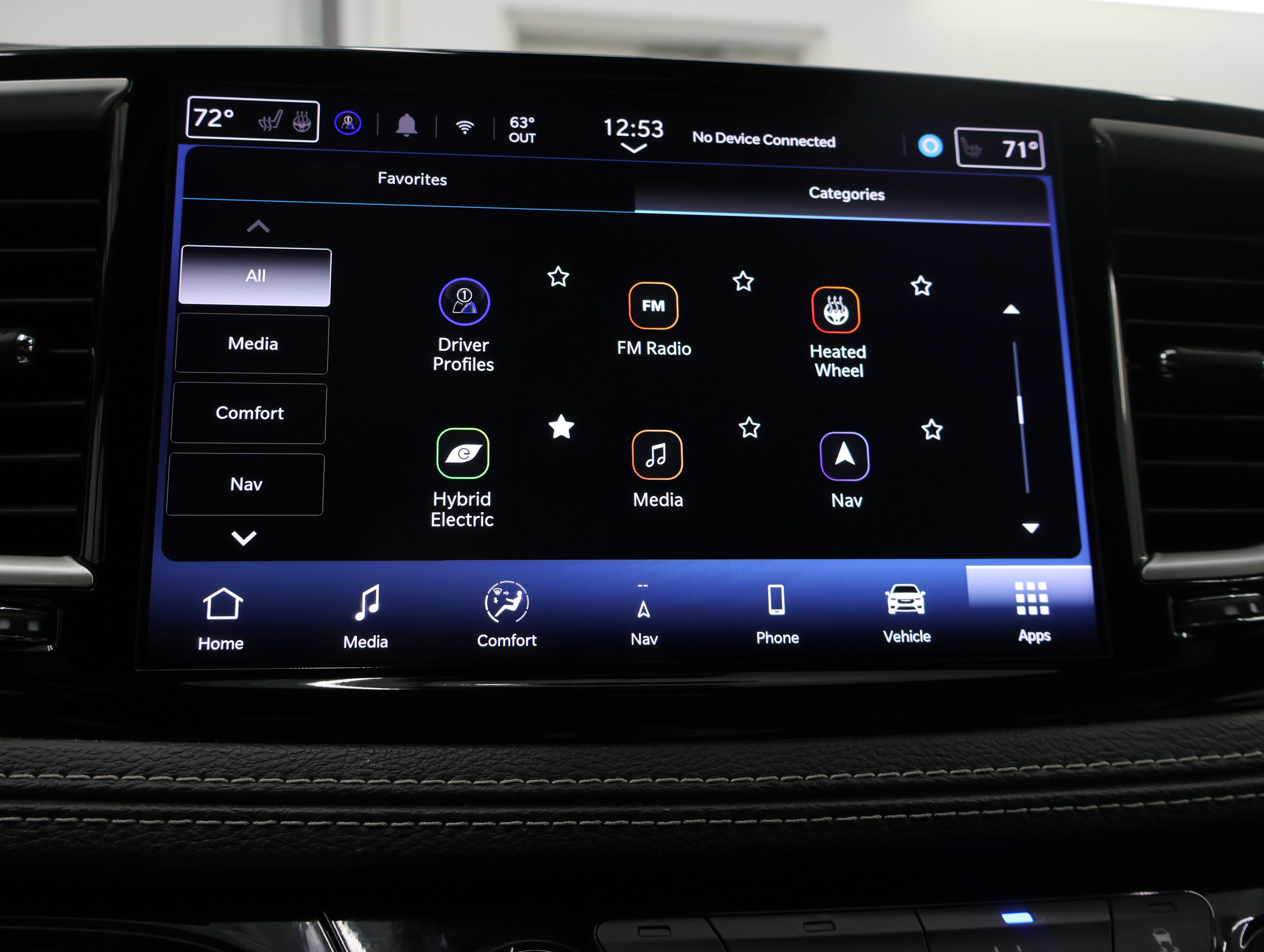 Used 2024 Chrysler Pacifica Limited FWD image 67