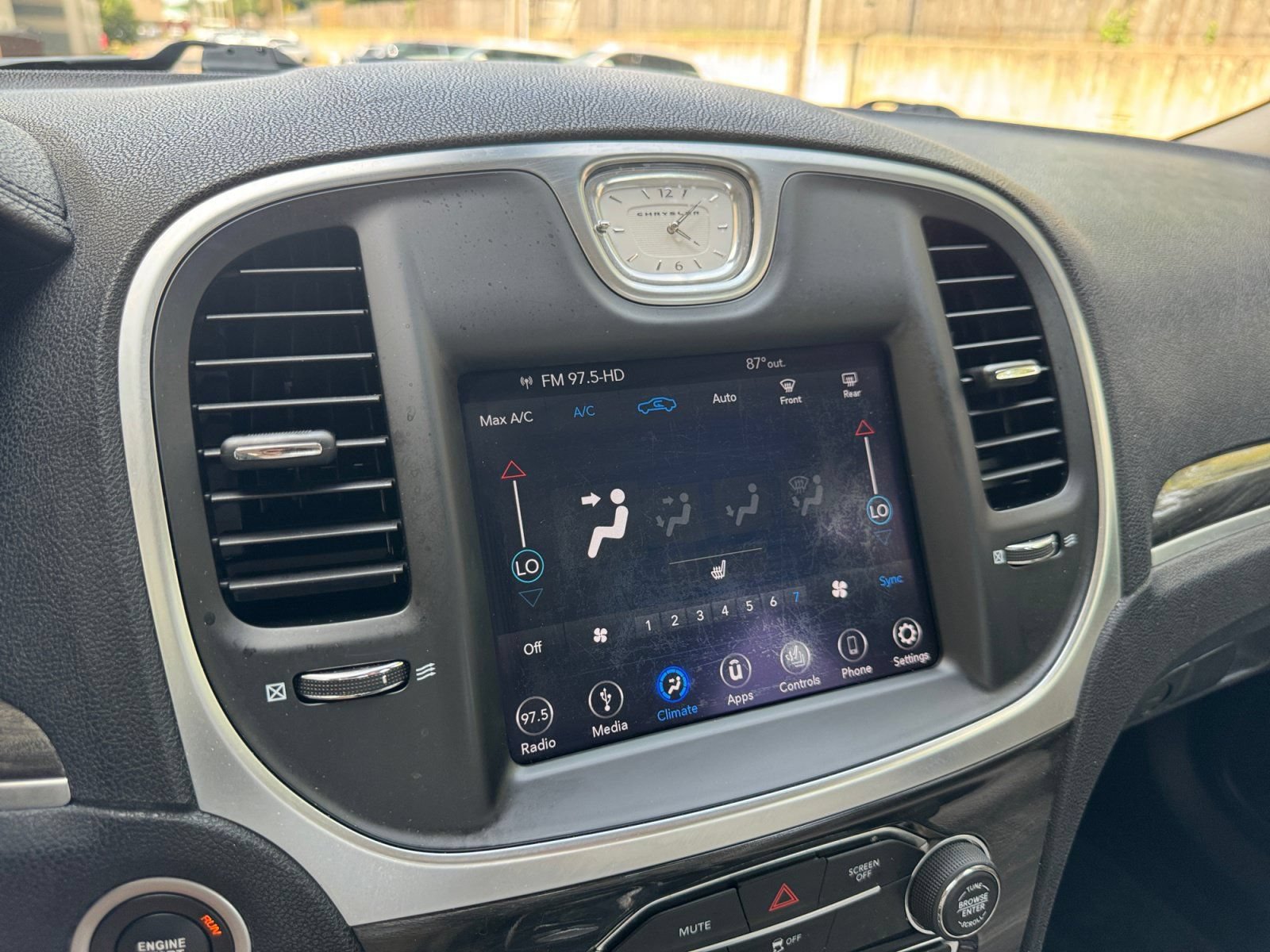 Used 2018 Chrysler 300 Touring L RWD image 24