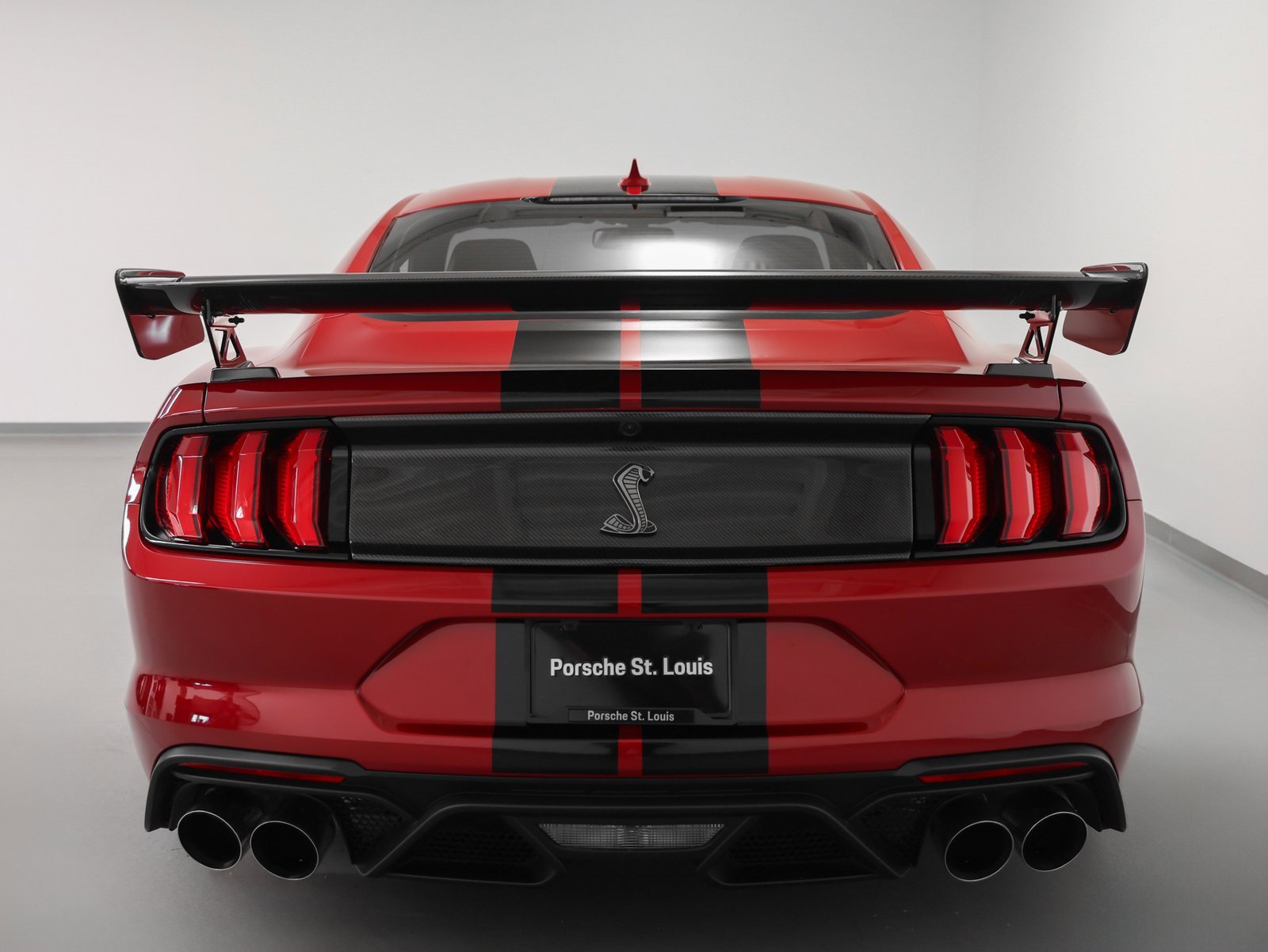 Used 2020 Ford Mustang Shelby GT500 w/ Carbon Fiber Track Pack image 11