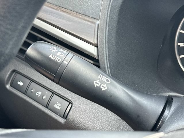 Used 2024 Nissan Altima 2.5 SV FWD image 19