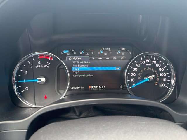 Used 2017 Ford F250 Lariat w/ Lariat Ultimate Package AWD/4WD image 31