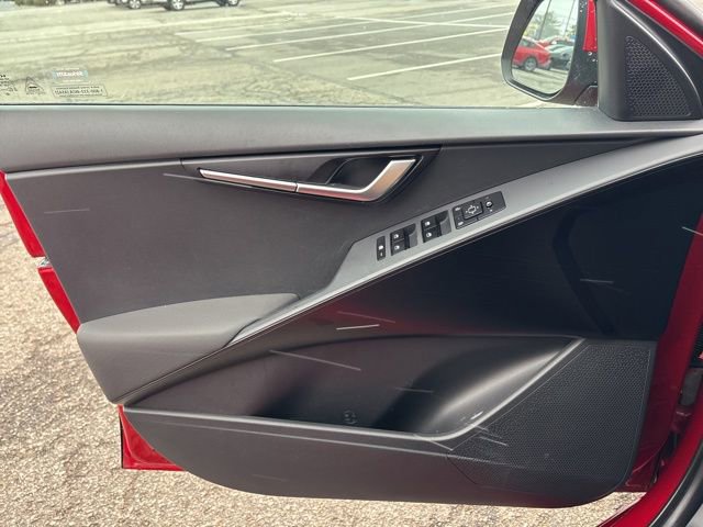 Used 2025 Kia Niro LX image 26