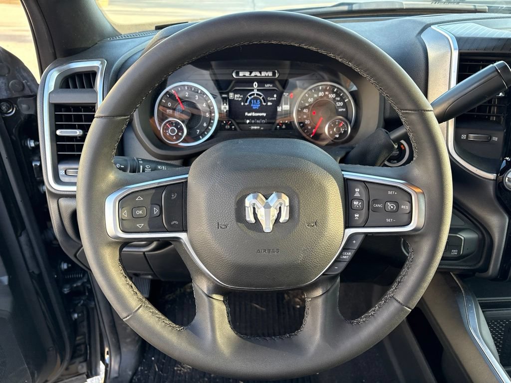 Used 2025 RAM 2500 Big Horn AWD/4WD image 30