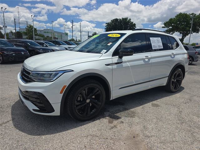 Used 2024 Volkswagen Tiguan SE R-Line FWD image 6