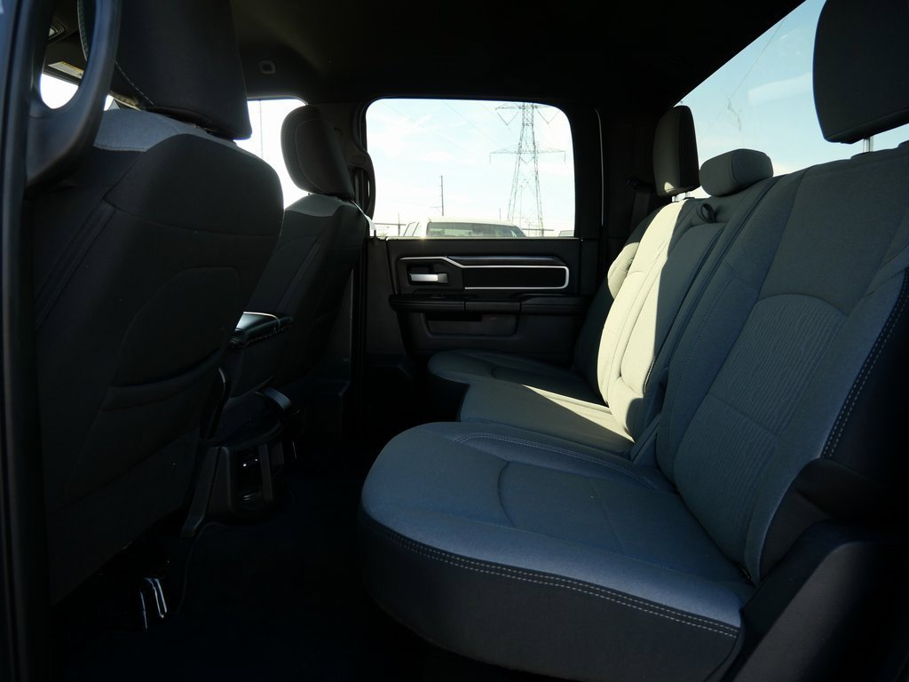 Used 2024 RAM 3500 Big Horn image 27