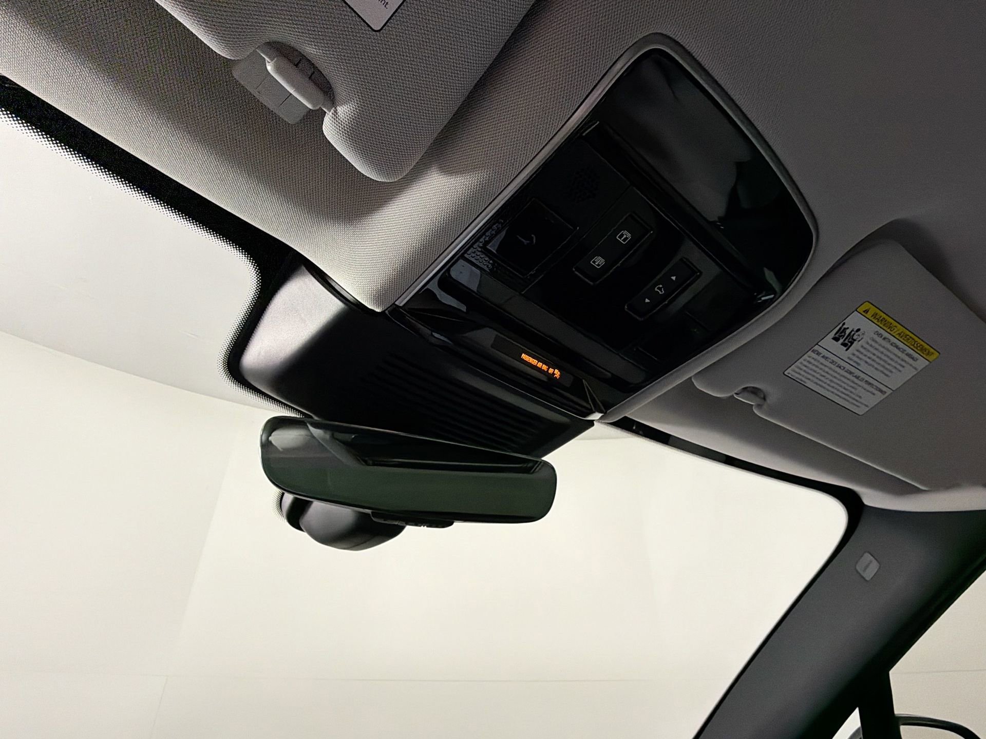 Certified 2024 Land Rover Range Rover Sport SE image 21