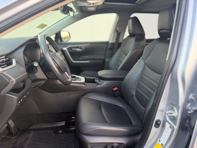 Used 2023 Toyota RAV4 XLE Premium AWD/4WD image 22