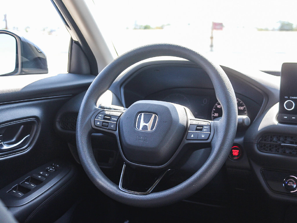 Certified 2025 Honda HR-V LX image 16