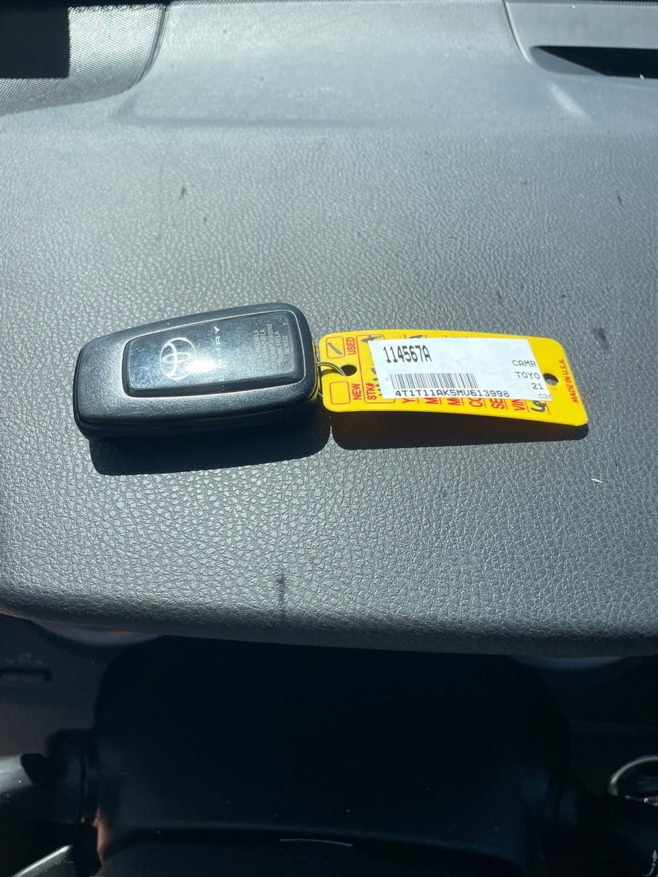 Used 2021 Toyota Camry SE w/ Convenience Package image 12