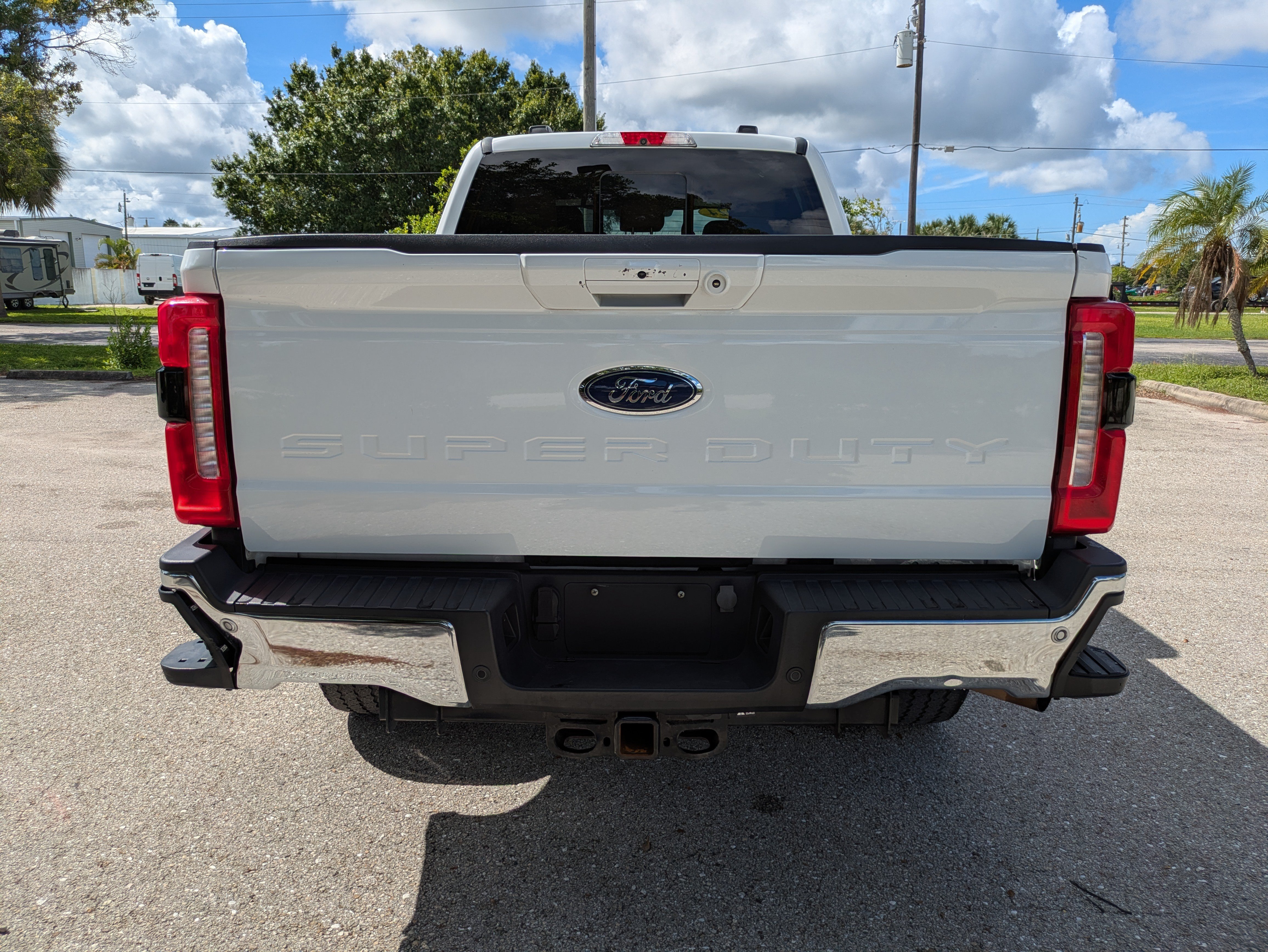Used 2024 Ford F250 Lariat w/ FX4 Off-Road Package AWD/4WD image 5