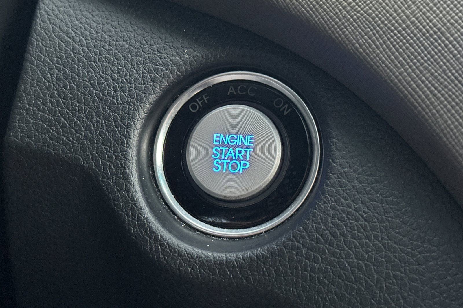 Used 2017 Hyundai Santa Fe Sport image 23