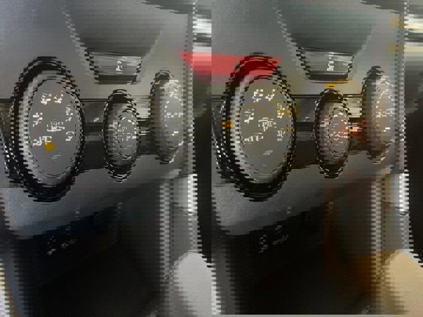 Used 2022 Subaru Forester Premium image 12