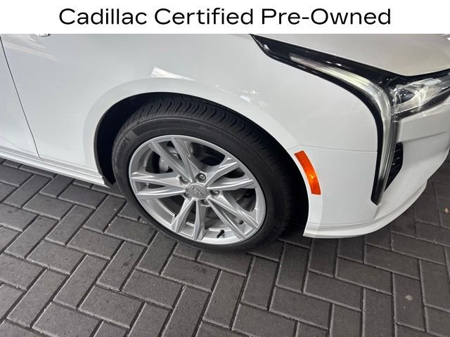 Used 2025 Cadillac CT4 Luxury RWD image 2