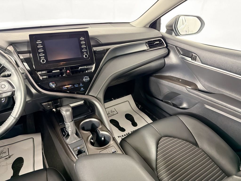 Used 2023 Toyota Camry SE image 22
