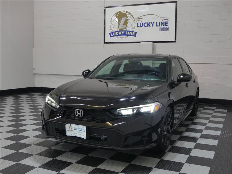 Used 2025 Honda Civic Sport image 4