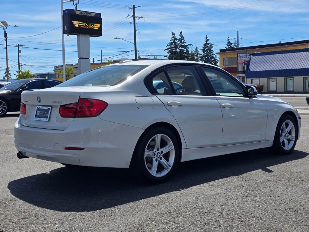 Used 2015 BMW 328i xDrive Sedan AWD/4WD image 6