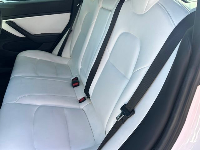 Used 2021 Tesla Model 3 Standard Range Plus RWD image 7