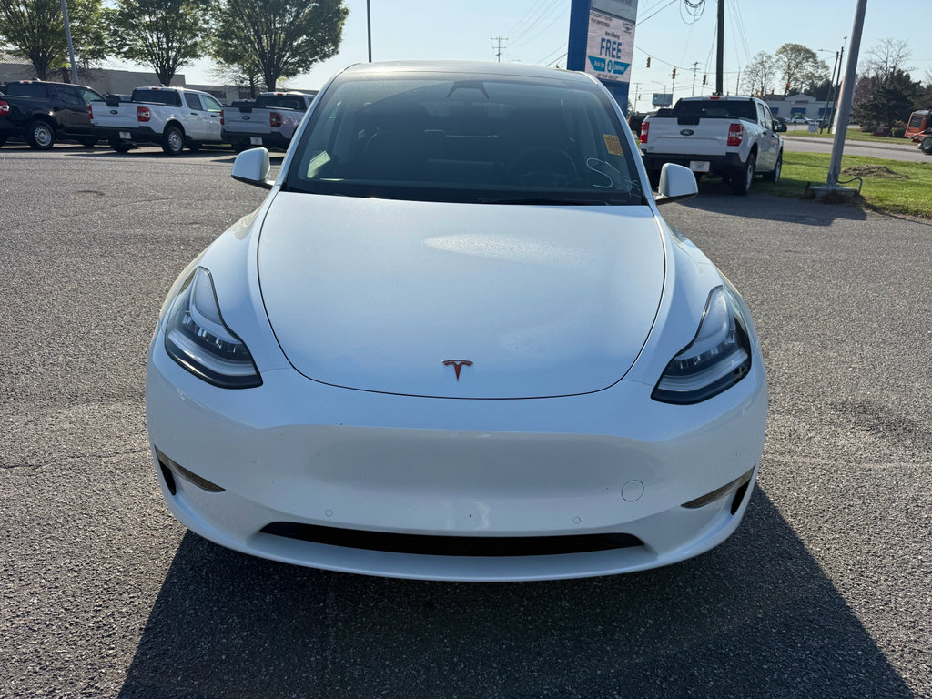 Used 2022 Tesla Model Y Long Range image 2
