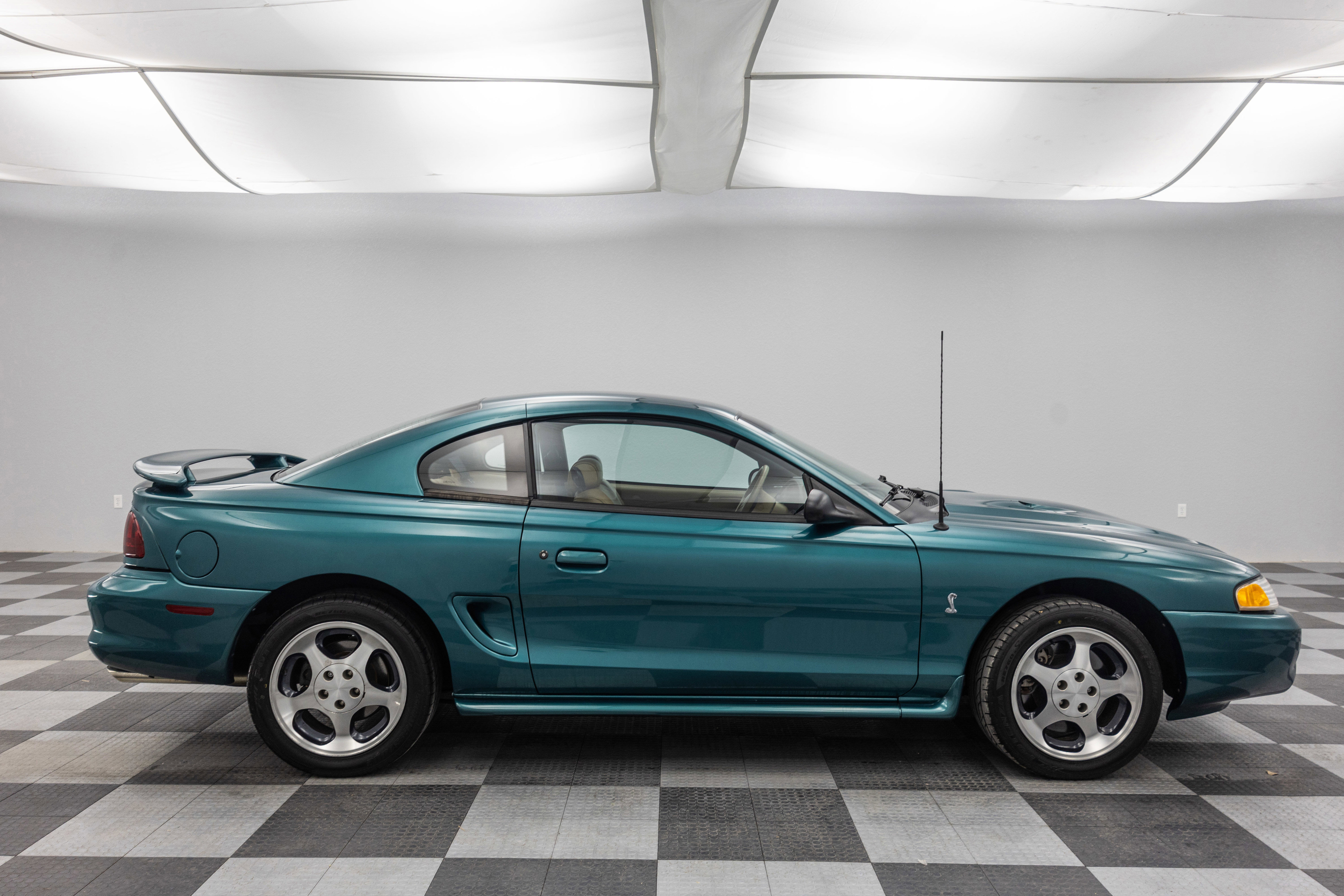 Used 1997 Ford Mustang Cobra RWD image 10