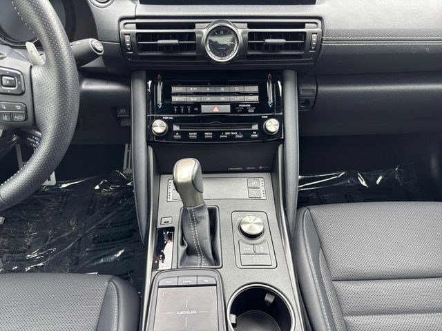 Used 2023 Lexus IS 350 F Sport w/ Navigation Package image 17