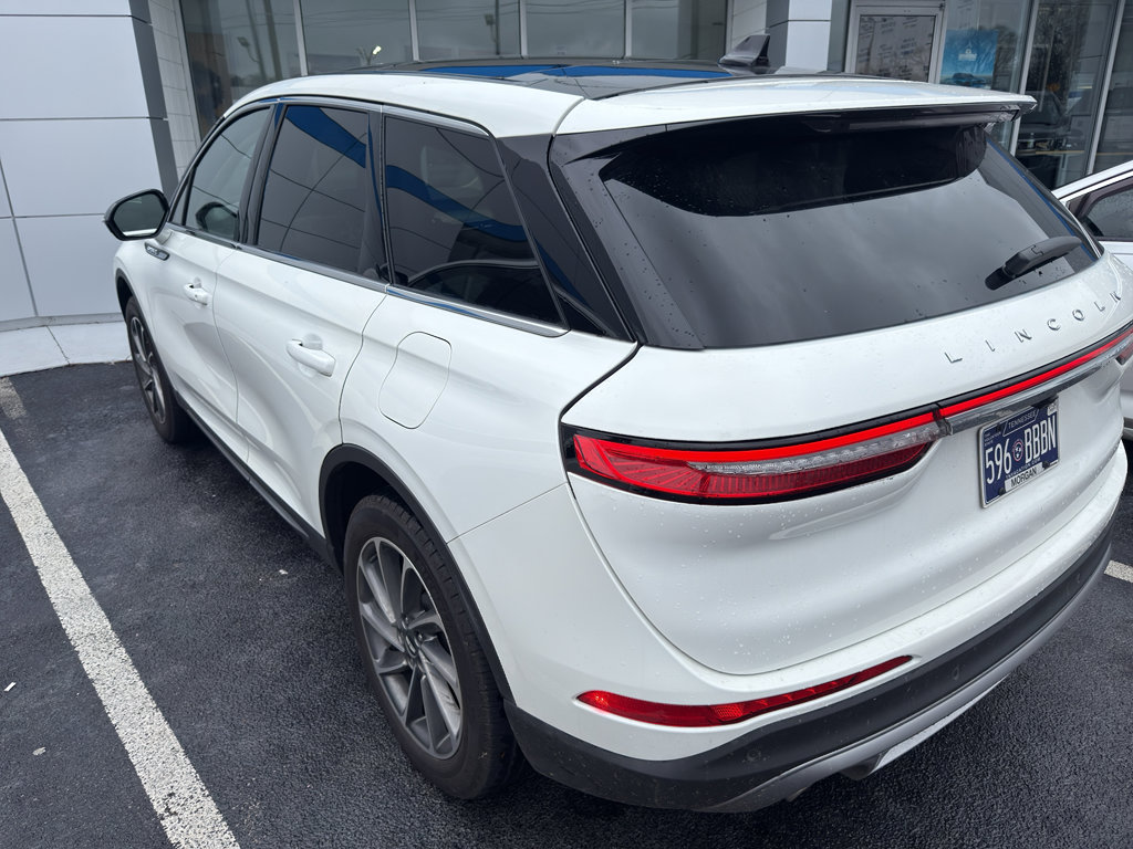 Used 2023 Lincoln Corsair FWD w/ Equipment Group 101A image 2